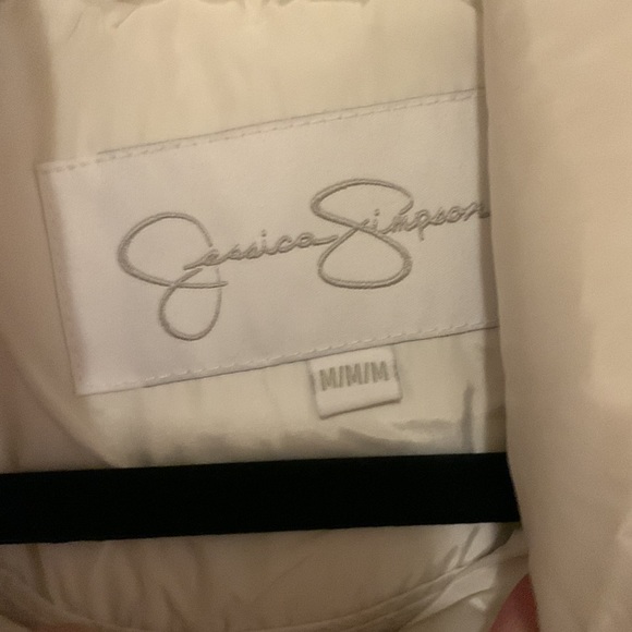 White coat - Picture 4 of 5